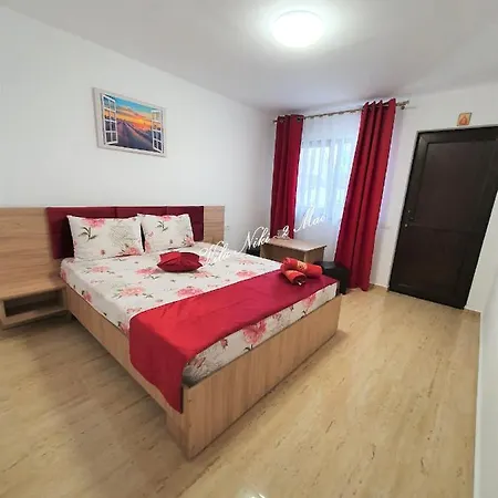 Niki Πανσιόν Două Mai